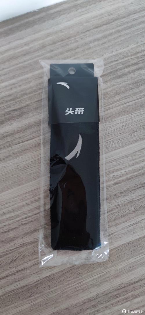 多大尺寸的小方巾用来围头会很合适 多大尺寸的小方巾用来围头会很合适